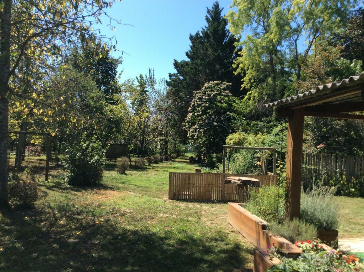 Gite De Cerisier Saint-Nicolas-de-la-Grave Esterno foto